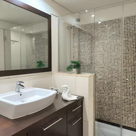 Exclusivo Pie De Playa アデヘ